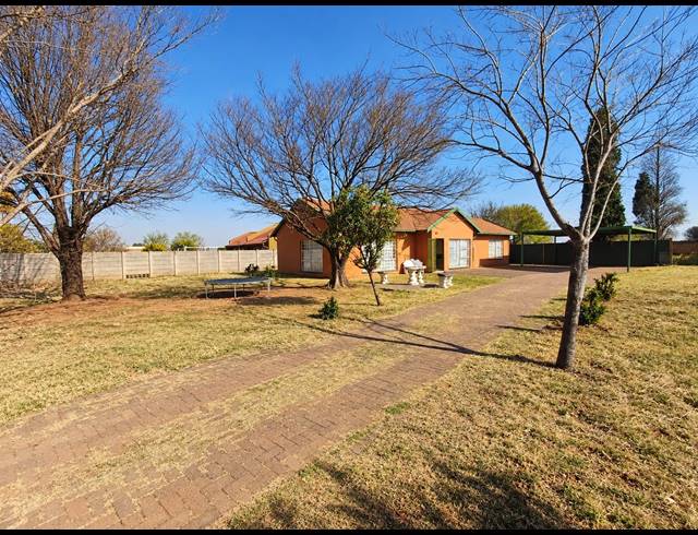 3 BEDROOM HOUSE FOR SALE IN HENLEY ON KLIP